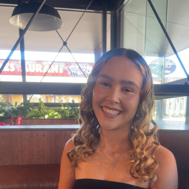 Babysitter in Bendigo: Jess