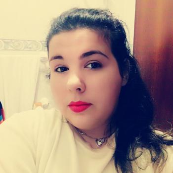 Babysitter em Almada: Helia