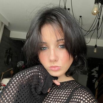 Babysitter in Saint-Paul (Normandie): Jade