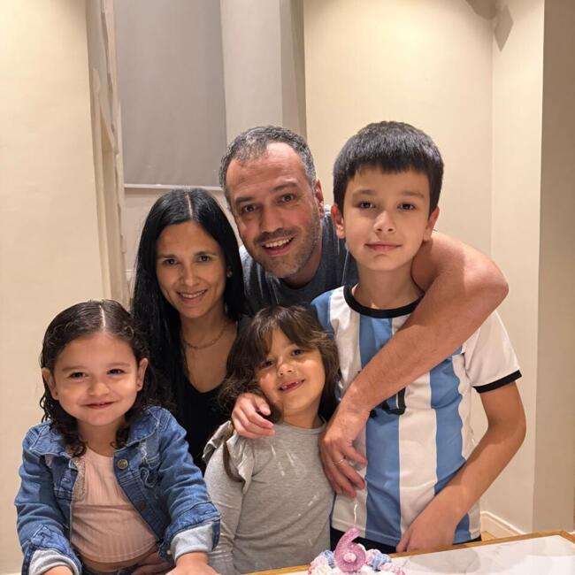 Babysitting job in Luque: Santiago