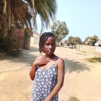 Babysitter in Harare: Chenayi