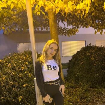 Babysitter em Porto de Mós (Distrito de Leiria): Beatriz