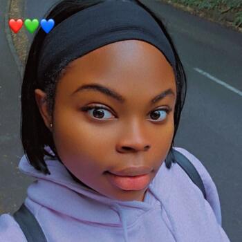 Babysitter in Nottingham: Prisca