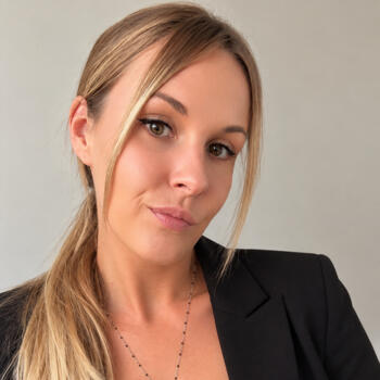 Baby-sitter Toulon: Laura