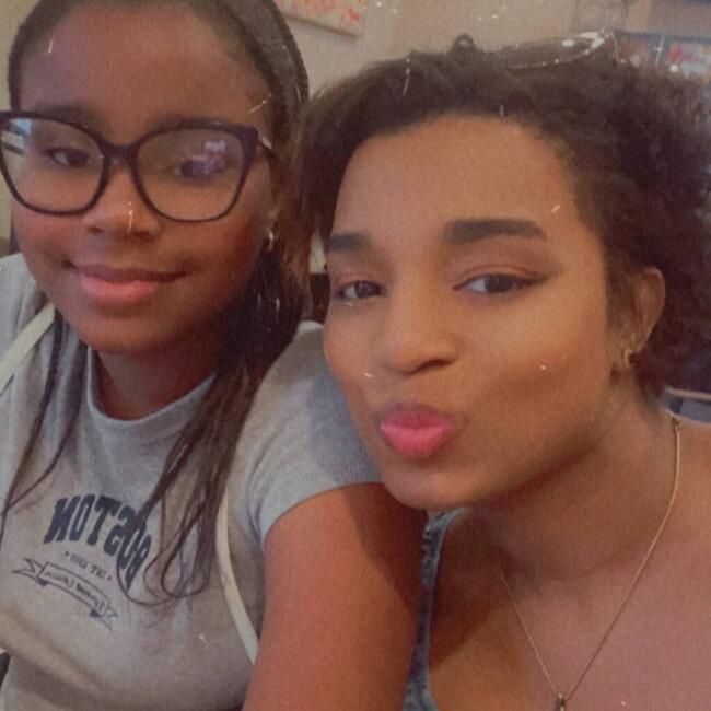 Babysitter in The Bronx: Vanessa