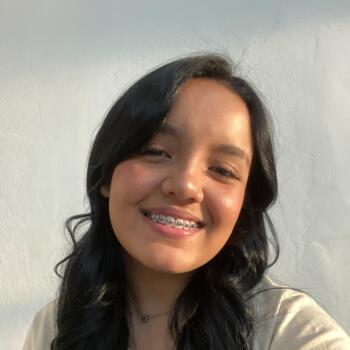 Babysitter in Dourados: Julia