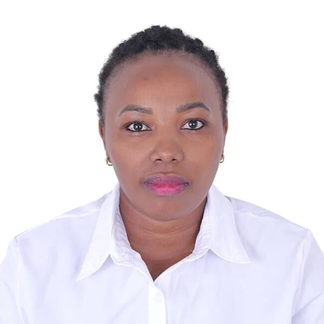 مربية أطفال في دبي: Beatrice