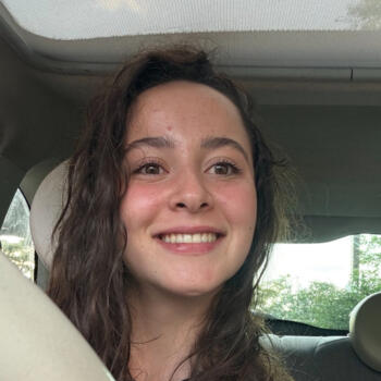 Baby-sitter Montélimar: Eva MARÉCHAL on