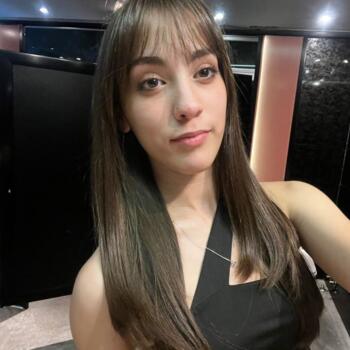 Babysitter in Funes: Pilar