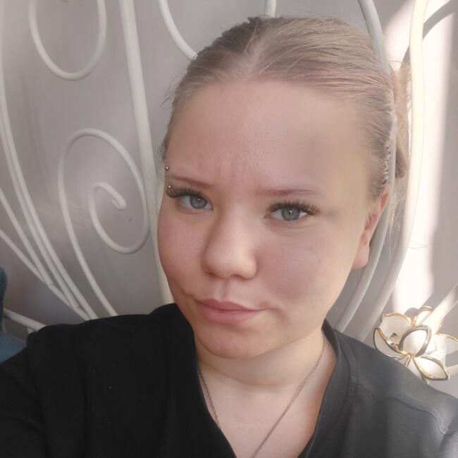 Opiekunka do dziecka w Łódź: Weronika