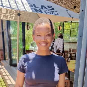 Babysitter in Johannesburg South: Gugu