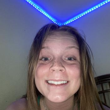 Babysitter Basking Ridge: Emily