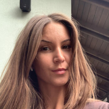 Varuška (Portorož): Pia