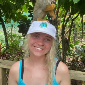 Babysitter Aurora: Mishynn