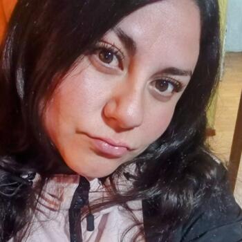 Babysitter in Llanquihue: Leslie