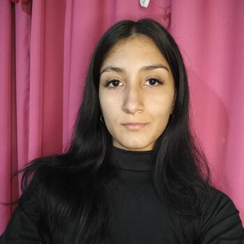 Niñera en Almirante Brown: Sharon