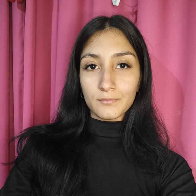 Niñera en Almirante Brown: Sharon