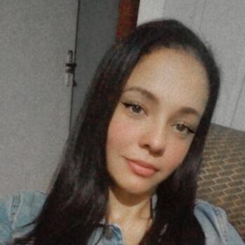 Babá em Viamão: Kelly