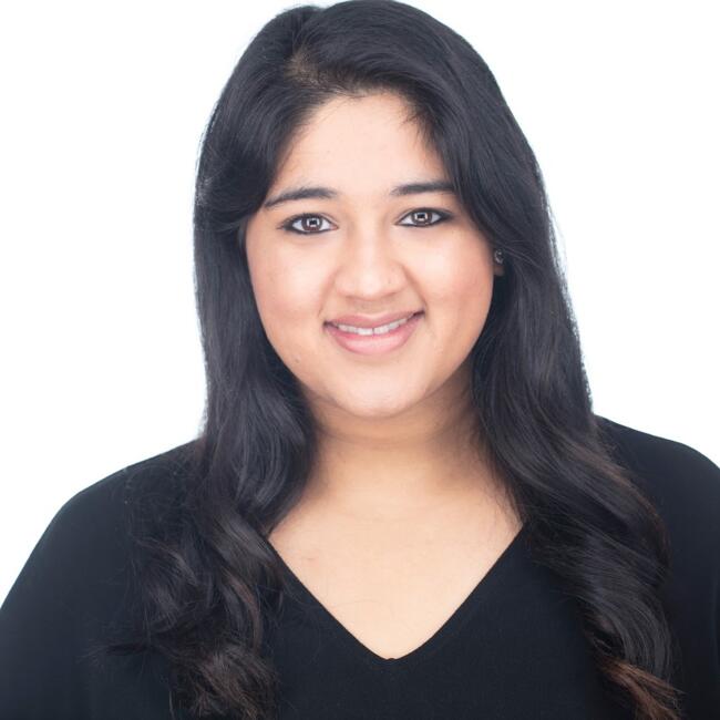 इन्दौर में बेबीसिटिंग की नौकरी: Anjali