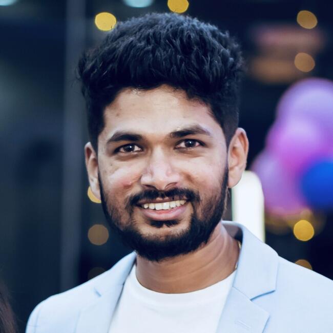 बंगलौर में बेबीसिटिंग की नौकरी: Pavan