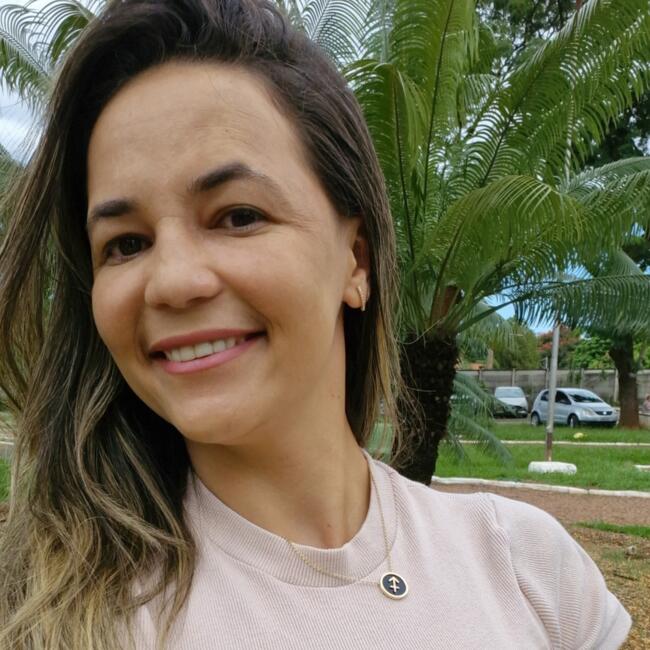 Babá em Paulínia: FLECIELE