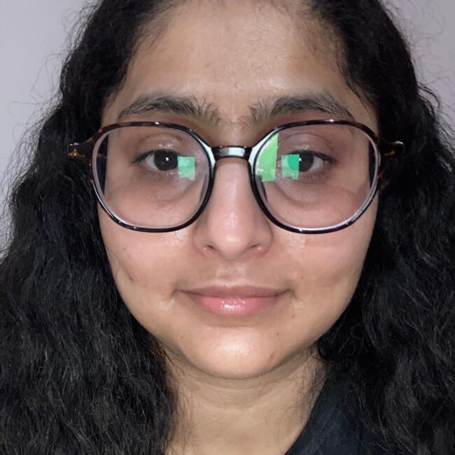 Babysitter in Leicester: Simran