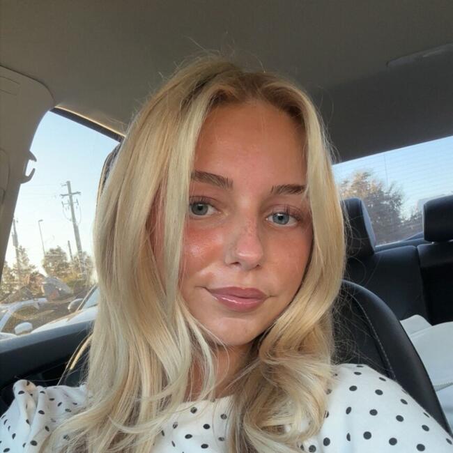 Babysitter in Valrico: Maddie