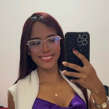 Babysitter in Sant Boi de Llobregat: Mayerlins Mendoza