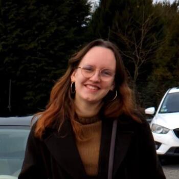 Babysitter in Paris: Justine