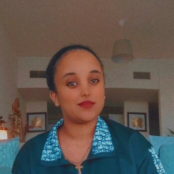 مربية أطفال في أبوظبي: Banchiwosen