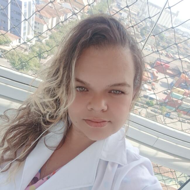 Babysitter in São Vicente: Karoline