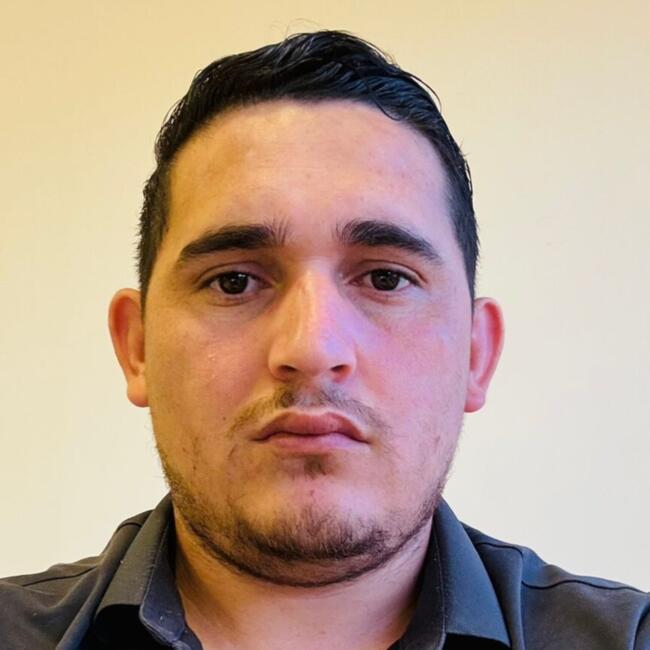 Emprego de babá em Sinop: Antonio