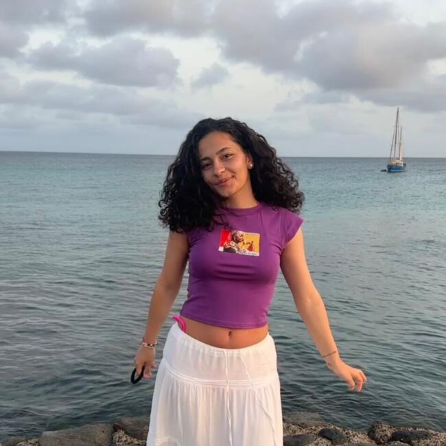 Babysitter in Montreux: Alessia