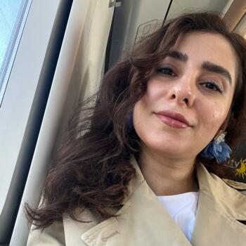 Babysitter in Lecco: Nazanin