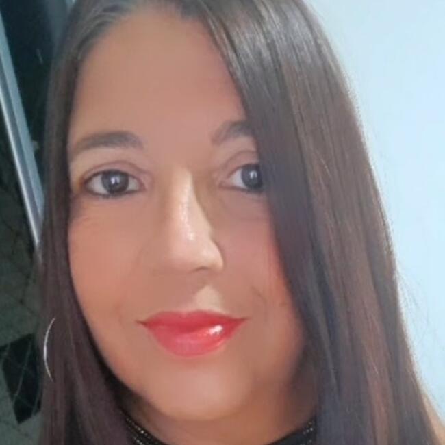 Babysitter in Praia Grande: Edna Nogueira