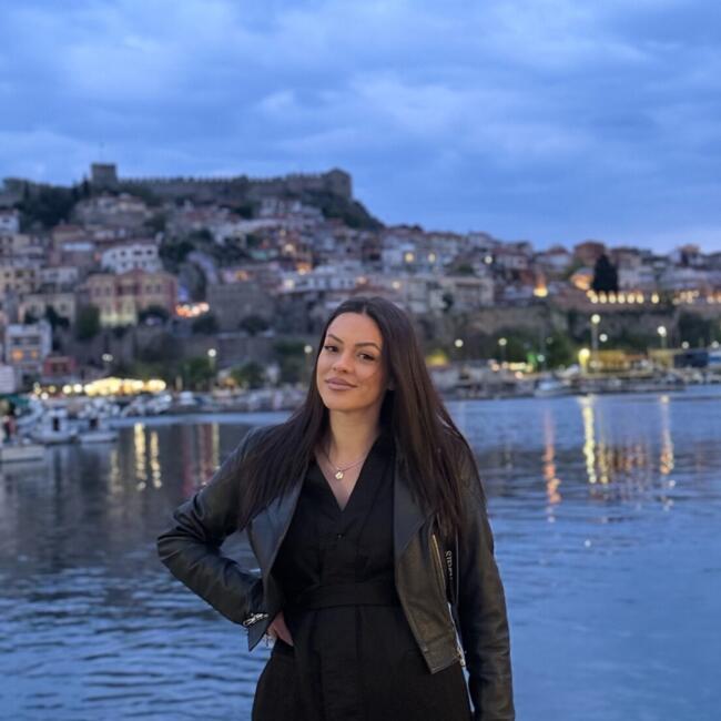 Bebisiterka u Niš: Aleksandra
