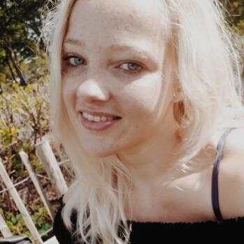 Oppas in Enschede: Titia