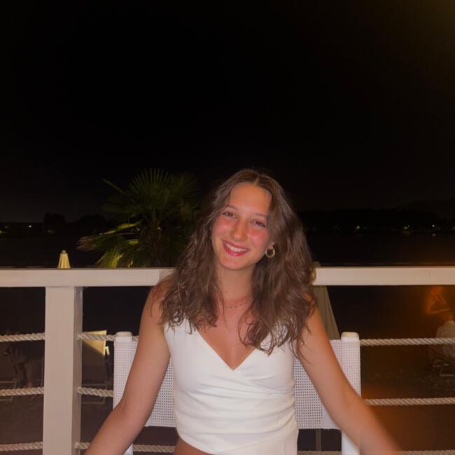 Babysitter in San Casciano in Val di Pesa: Diora