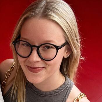 Babysitter Laives: Giulia