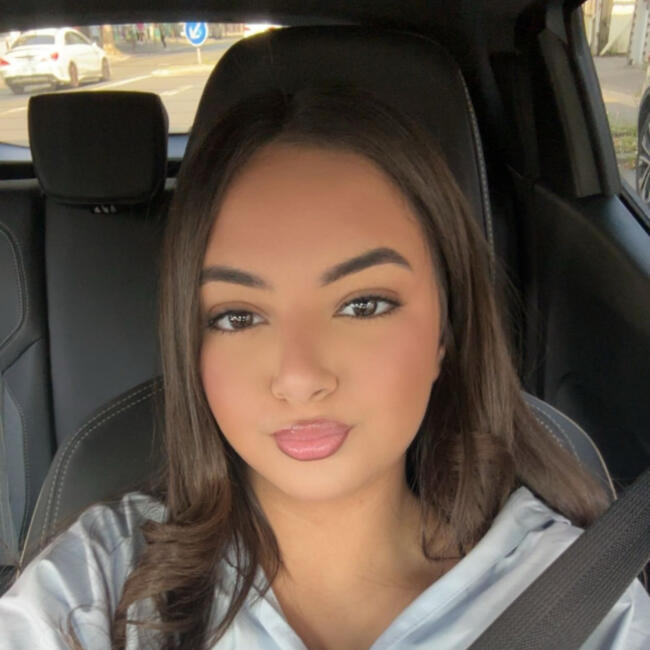 Babysitter in Drancy: Hajar