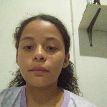 Babysitter in Anápolis: Elaine Cristina