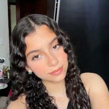 Babysitter Londrina: Ana Beatriz Castro