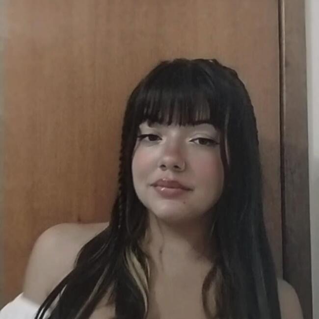 Babysitter in Uberlândia: Yasmim