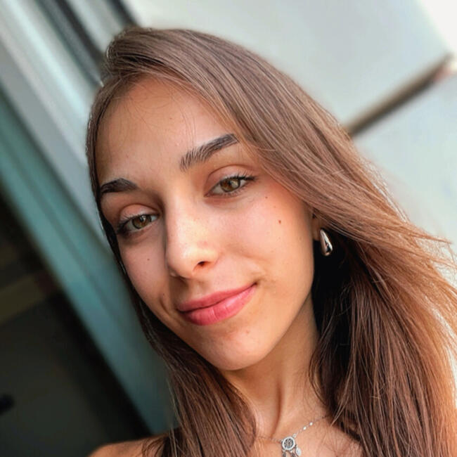 Babysitter em Beja: Letícia