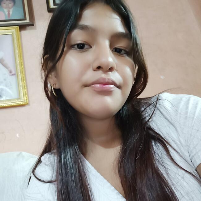 Babysitter in Santa Cruz: Diana