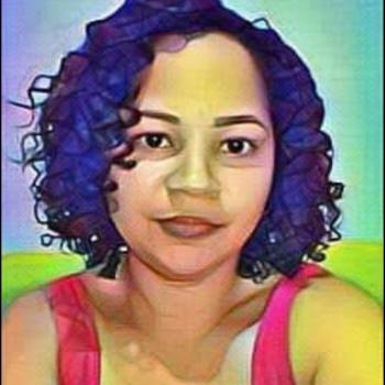 Babysitter Vila Velha: Thais