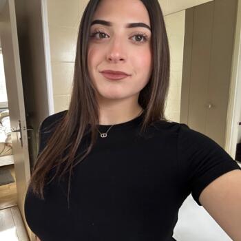 Babysitter in Orgerus: Sara