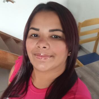 Babysitter in Curitiba: Joselin