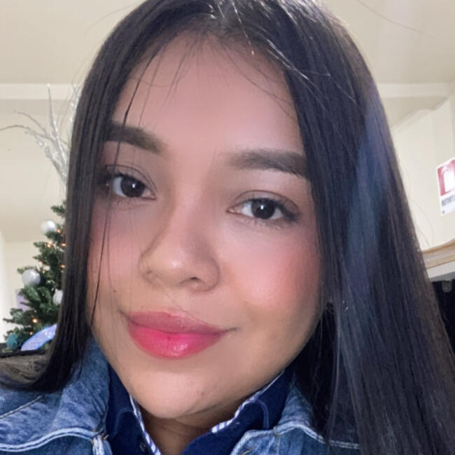 Babysitter in El Monarca: Marlene