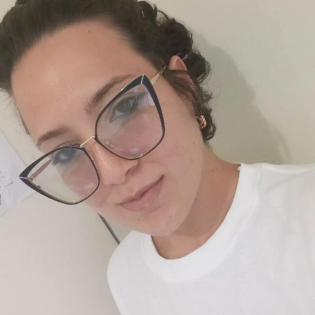 Babysitter in São Paulo (São Paulo): Sarah